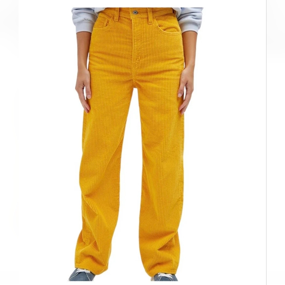 Levi's The Simpsons Yellow Corduroy Wide-Leg Pants. US 31